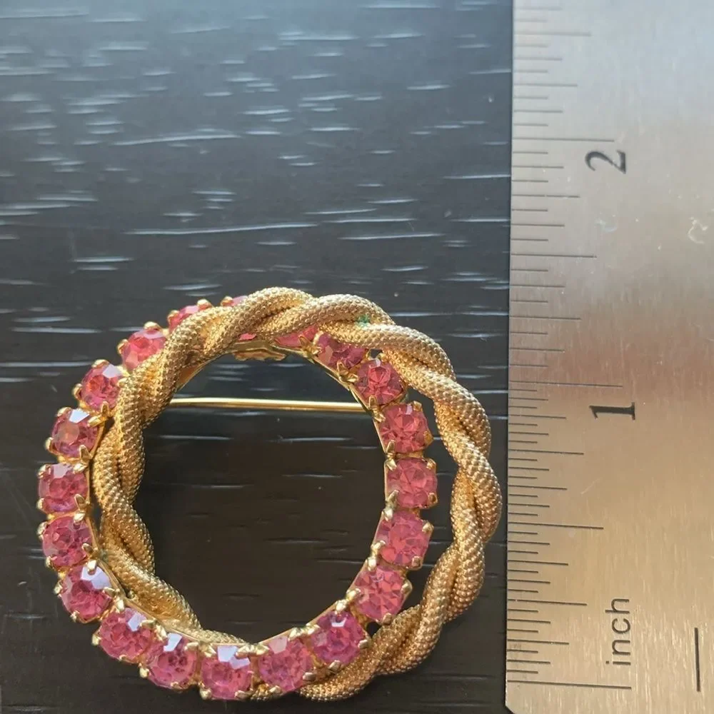 Vintage Pink Gold Rhinestone Wreath Brooch Pin